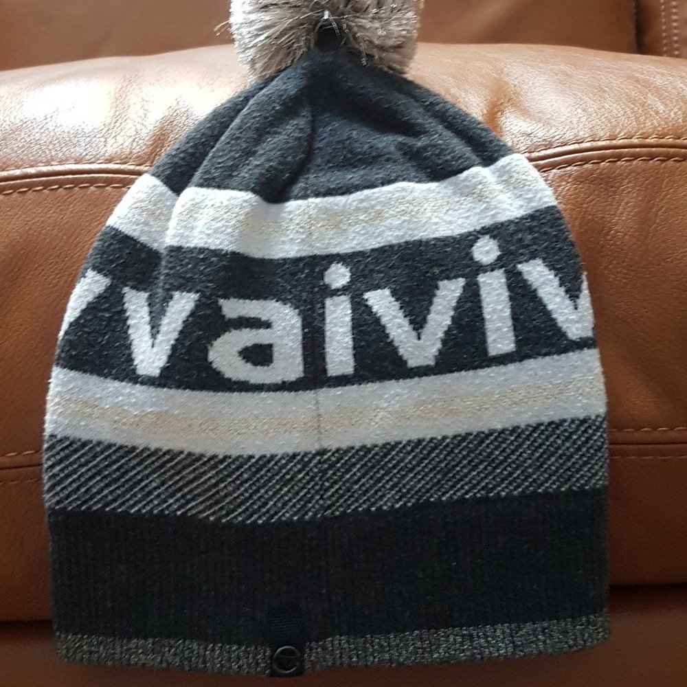 Ivivva Touque - Picture 2 of 5